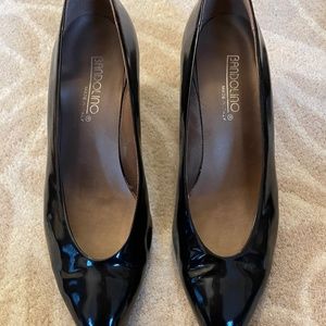Black Patent Bandolino Pumps size 9.5M